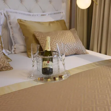 Luxury Fortuna Apartment *