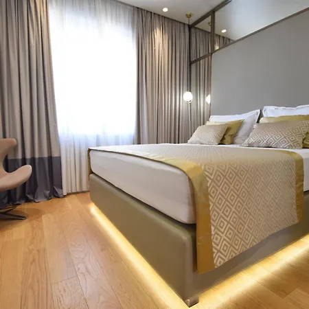 Luxury Fortuna *