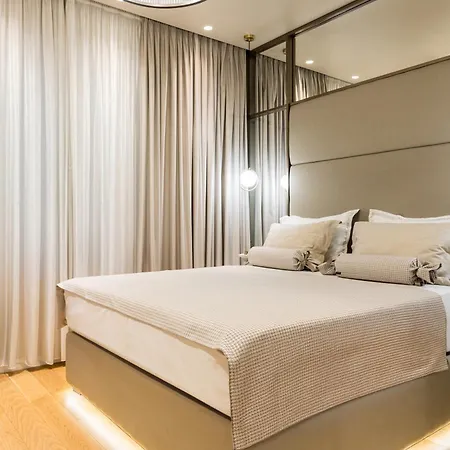Luxury Fortuna *